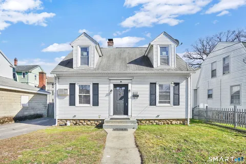 101 Harpers Ferry Road, Waterbury