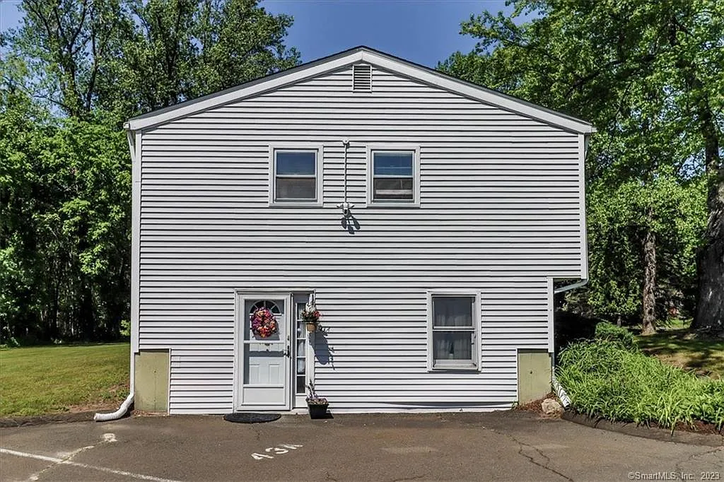 43 Plumtrees Road, Bethel — end unit marked 43A