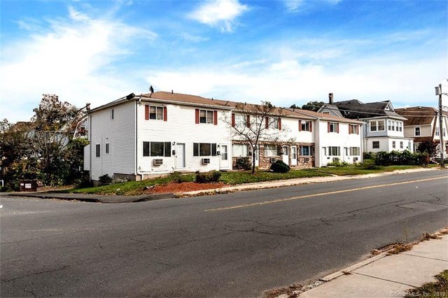 581 Highland Avenue, Waterbury